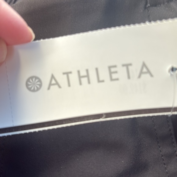 NWT Athleta Pinnacle Black Cargo Trouser Size 14. - Picture 7 of 7